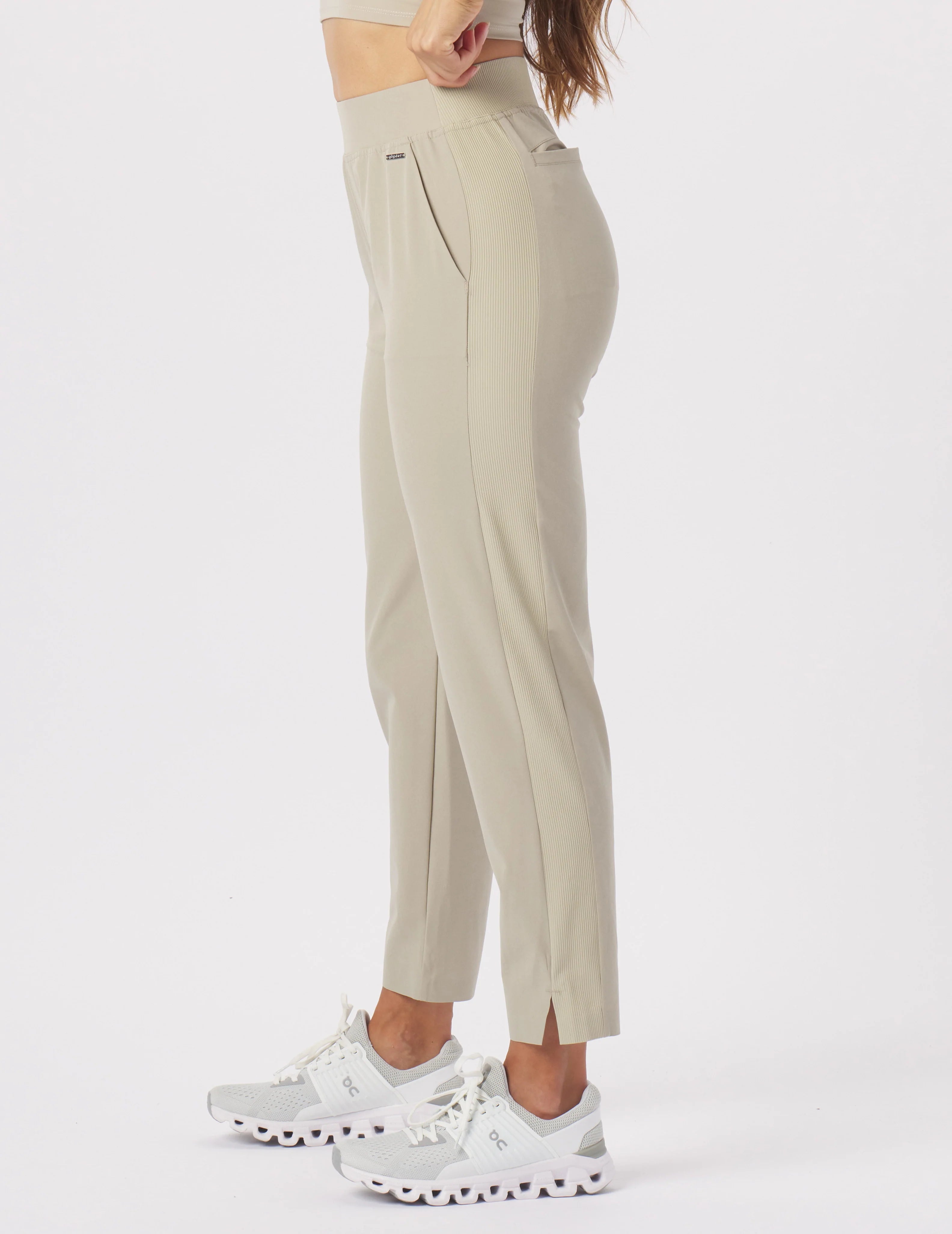 Balanced Life 7/8 Trouser: Linen